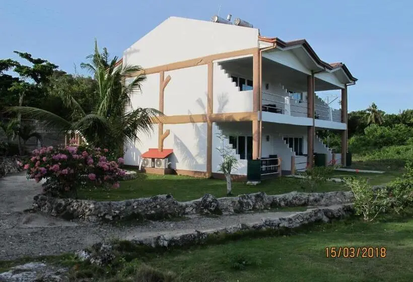 バルコニー付きスタンダードルーム, Cabilao Sunset Dive & Beach Resort