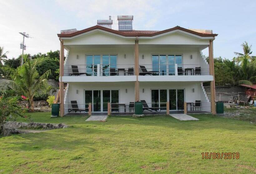 Номер Deluxe, Cabilao Sunset Dive & Beach Resort