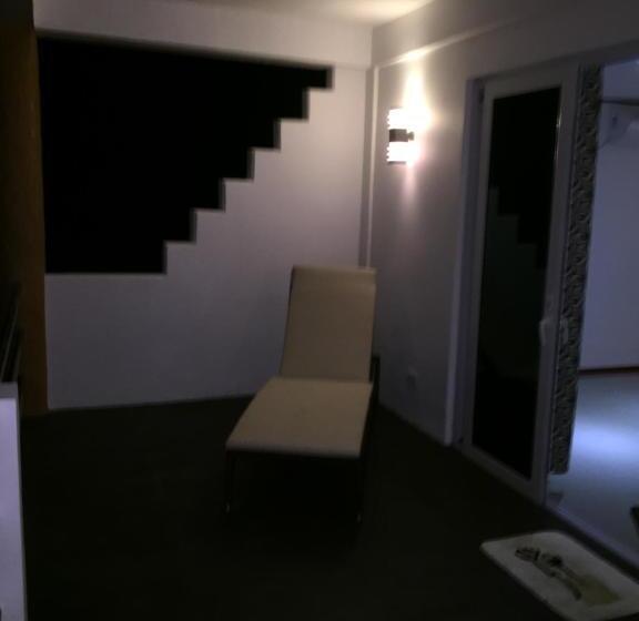 Номер Стандарт с Балконом, Cabilao Sunset Dive & Beach Resort