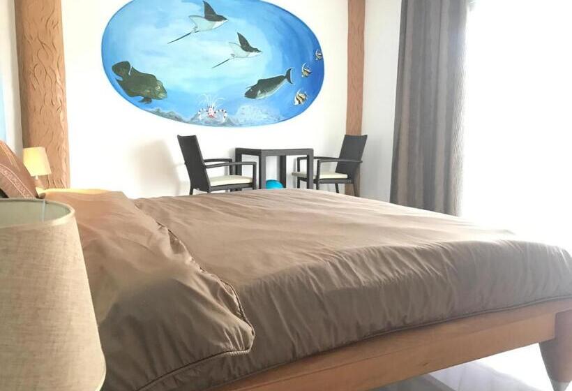 Номер Стандарт с Балконом, Cabilao Sunset Dive & Beach Resort