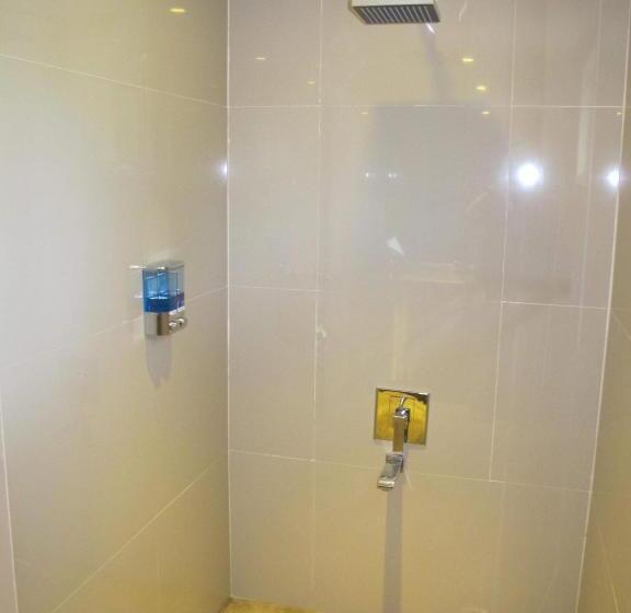 Номер Deluxe, Cabilao Sunset Dive & Beach Resort