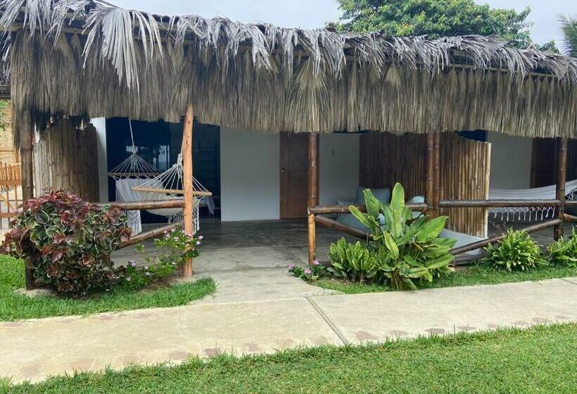 اتاق خانوادگی, Entre Palmeras