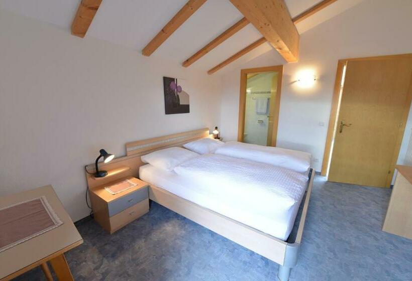 Номер Стандарт с Балконом, Gasthof Ebner Pfiffikus