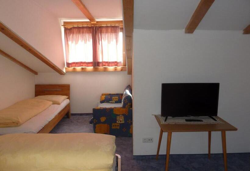 Номер Стандарт Трехместный, Gasthof Ebner Pfiffikus