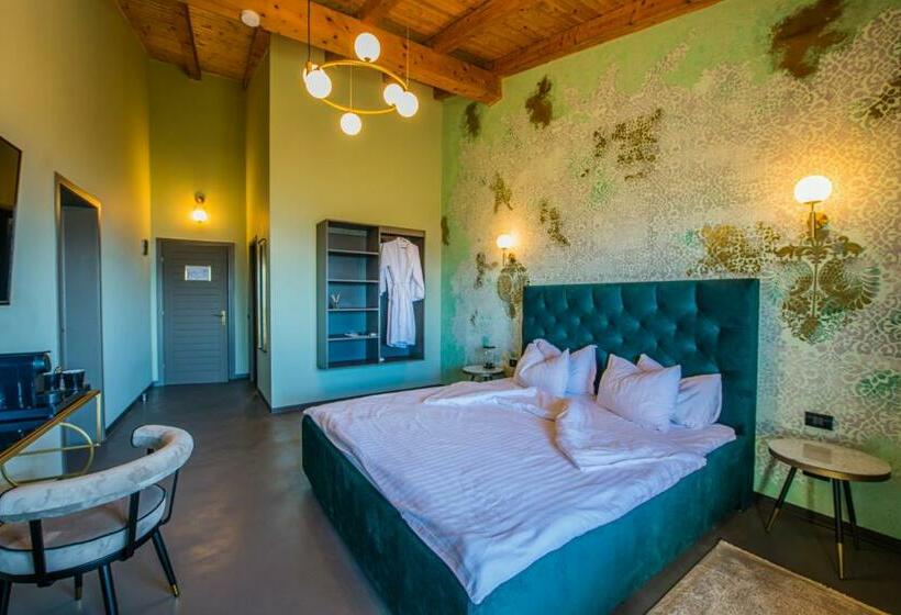 غرفة قياسية, Pensiunea Casa Buna