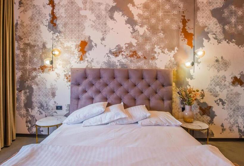 غرفة قياسية, Pensiunea Casa Buna