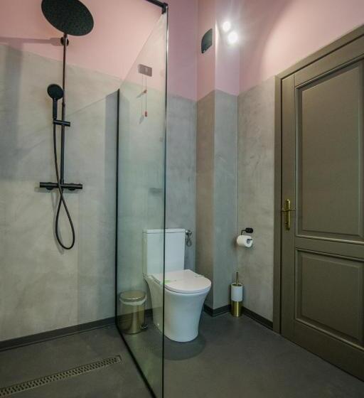 غرفة سوبيريور مطلة على الجبل, Pensiunea Casa Buna