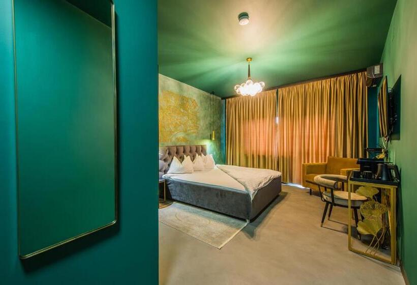 غرفة قياسية, Pensiunea Casa Buna