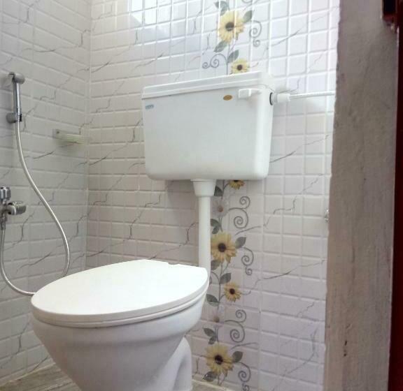 اتاق سوپریور, Shradharam Lodge