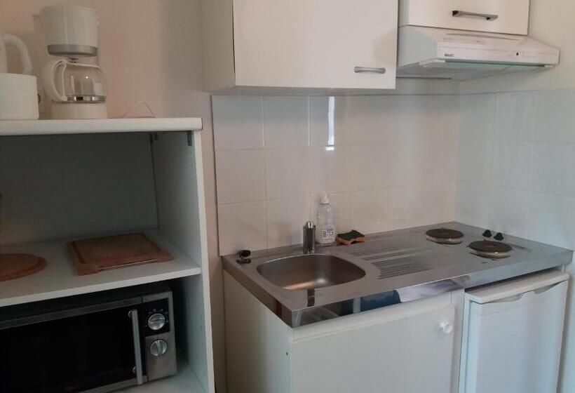 キッチン付きスタンダードルーム, Acacias Hôtel Motel