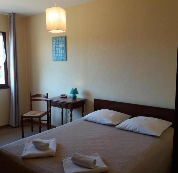 Номер Стандарт, Acacias Hôtel Motel
