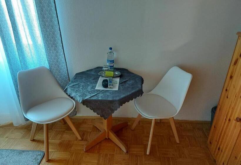 Номер Стандарт, & Pension Haus Dewenter