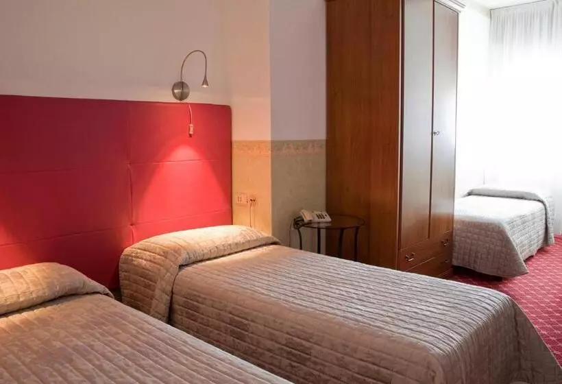 スタンダードトリプルルーム, Albergo Ristorante Belvedere