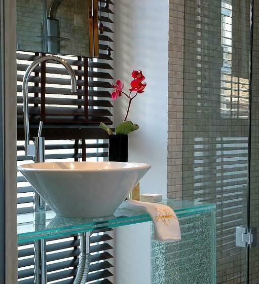 高级大房间, Andromeda Boutique