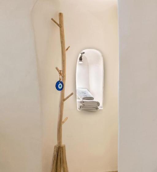 패밀리 스위트, Blue Dolphins Apartments