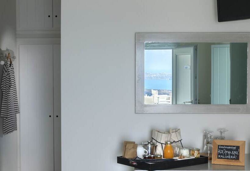 공동 객실, Blue Dolphins Apartments