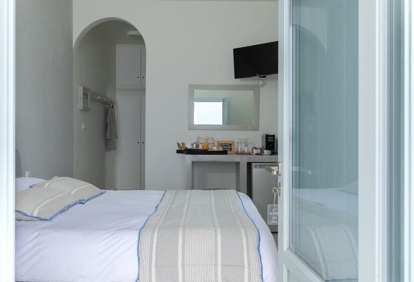 공동 객실, Blue Dolphins Apartments