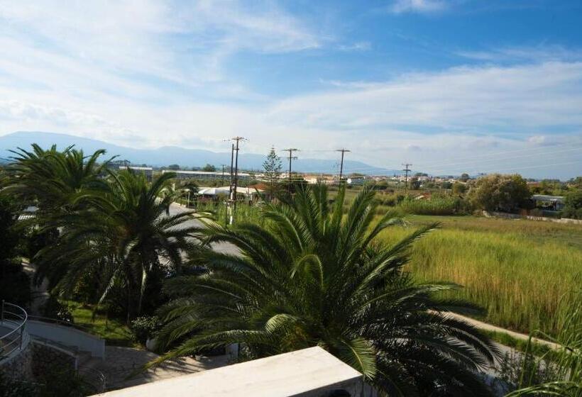 اتاق استاندارد, Crystal Beach