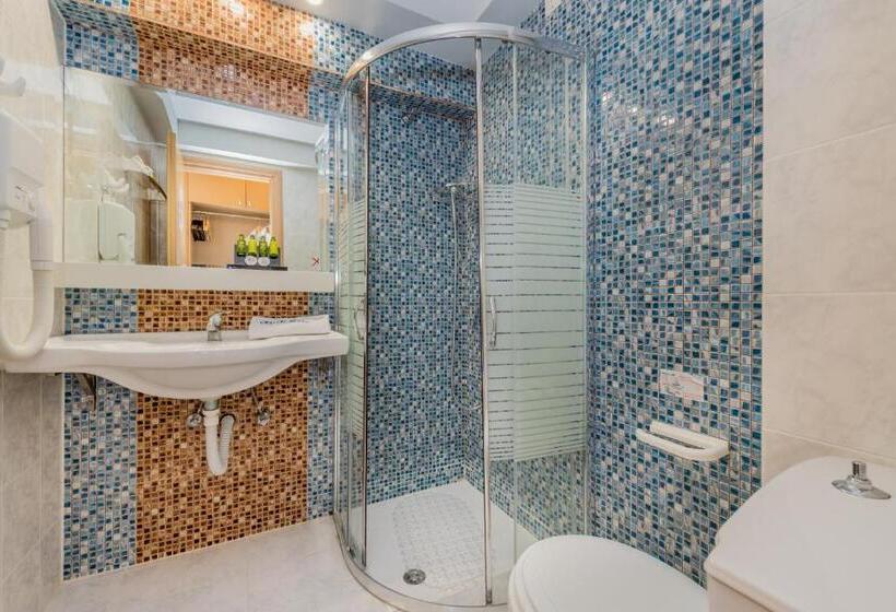 اتاق استاندارد با چشم‌انداز دریا, Crystal Beach