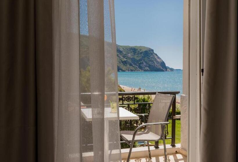 اتاق استاندارد با چشمانداز دریا, Crystal Beach