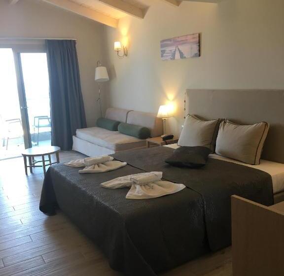 اتاق سوپریور با چشمانداز دریا, Crystal Beach