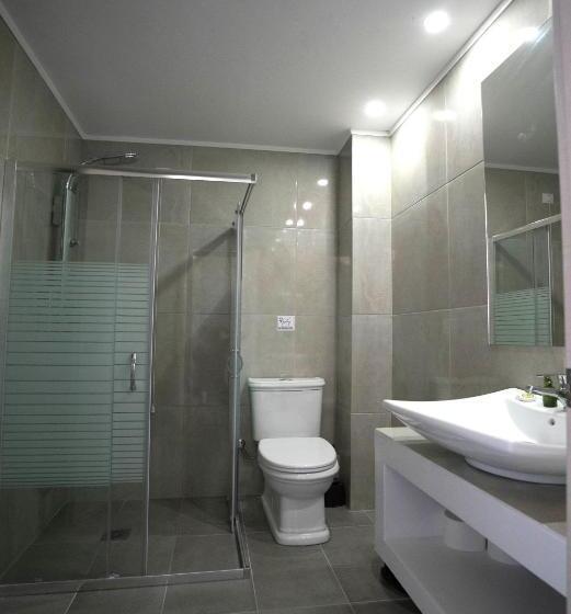 اتاق لوکس با چشمانداز دریا, Crystal Beach