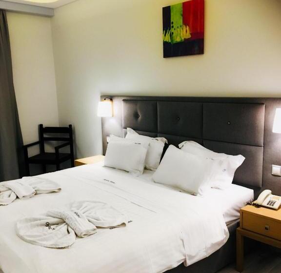 اتاق لوکس با چشمانداز دریا, Crystal Beach