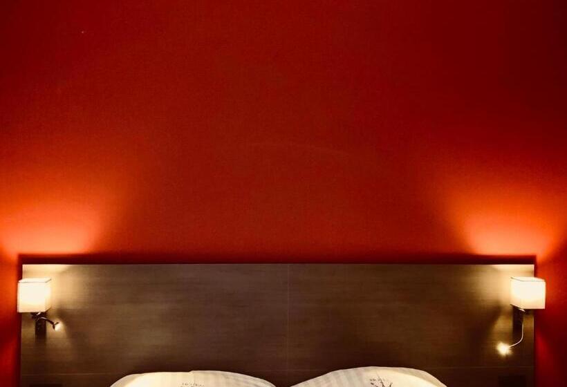 豪华房间, De Franse Kroon