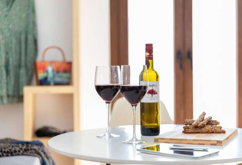 Студия Стандарт, Depis Place & Apartments