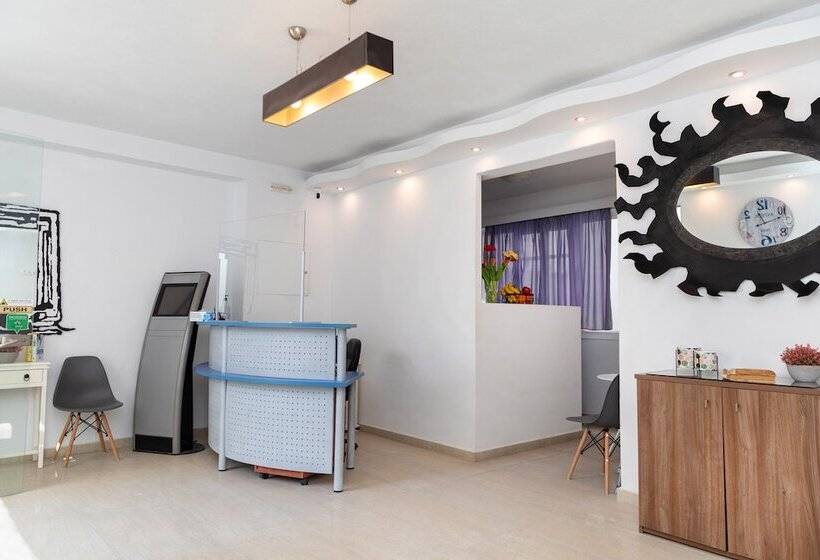 이코노이 4인룸, Depis Place & Apartments