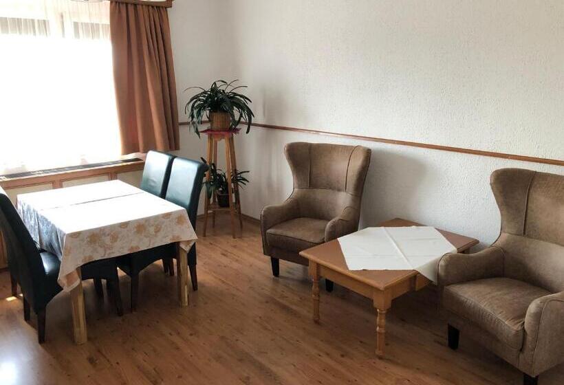 סוויטת 2 חדרי שינה, Diana Apartments