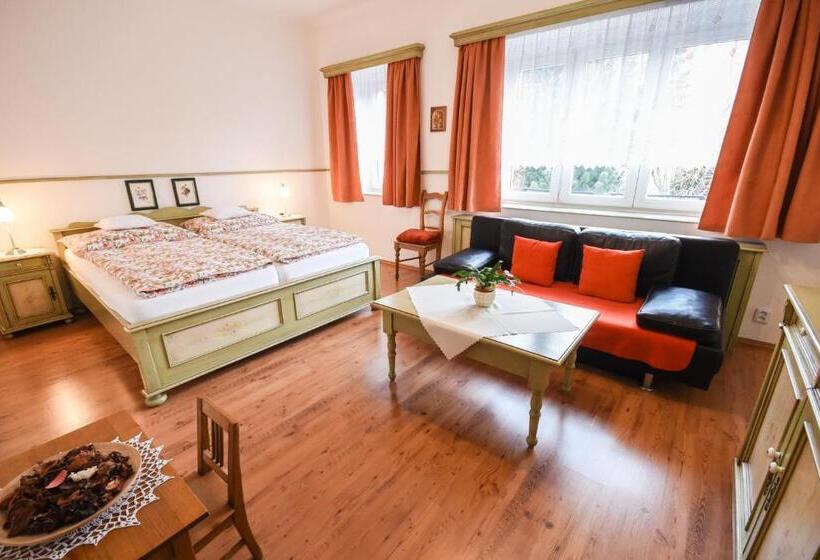 סוויטת 2 חדרי שינה, Diana Apartments