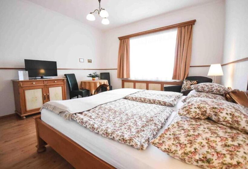 סוויטת 2 חדרי שינה, Diana Apartments