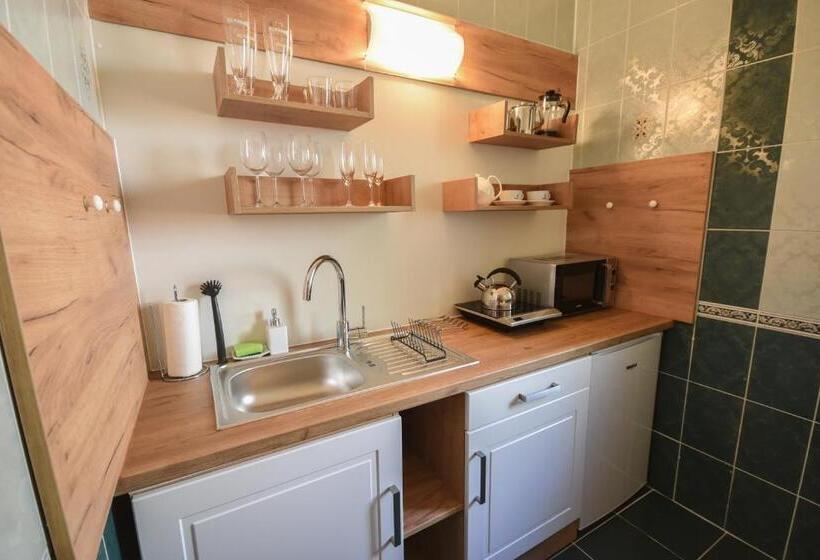 סוויטת 2 חדרי שינה, Diana Apartments