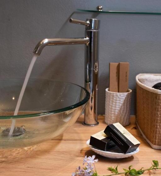 スイート(家族用), Hydra