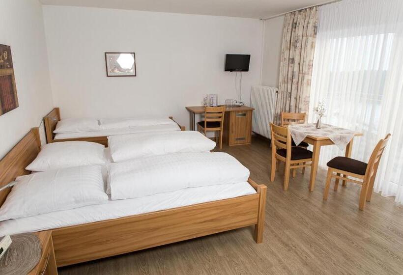 Номер Стандарт Трехместный, Landgasthof Hohenauer Hof