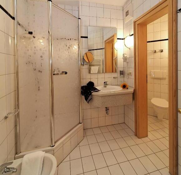 Семейный Номер, Landgasthof Hohenauer Hof