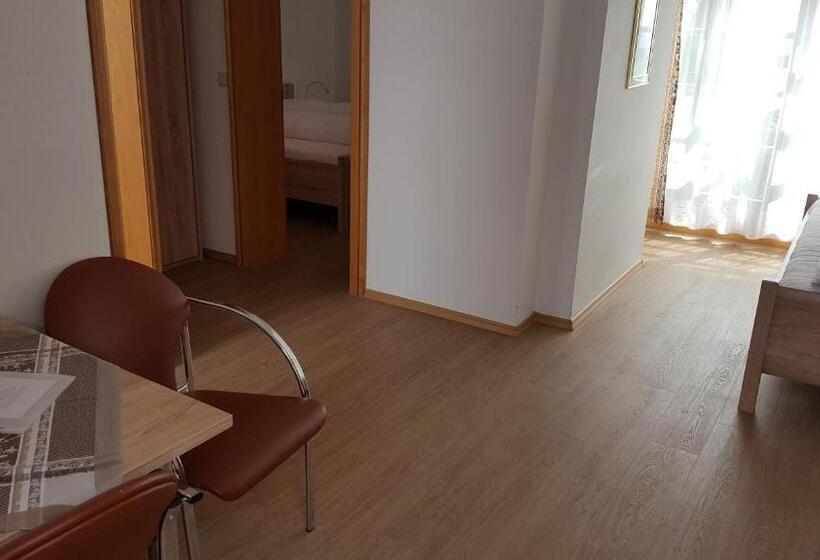 Семейный Номер, Landgasthof Hohenauer Hof