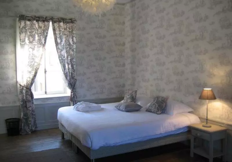 Superior-huone, Le Domaine Chateau Du Faucon