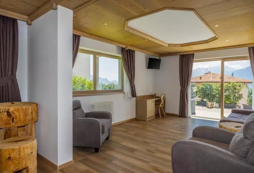 Suite Klasyczny, Miraval