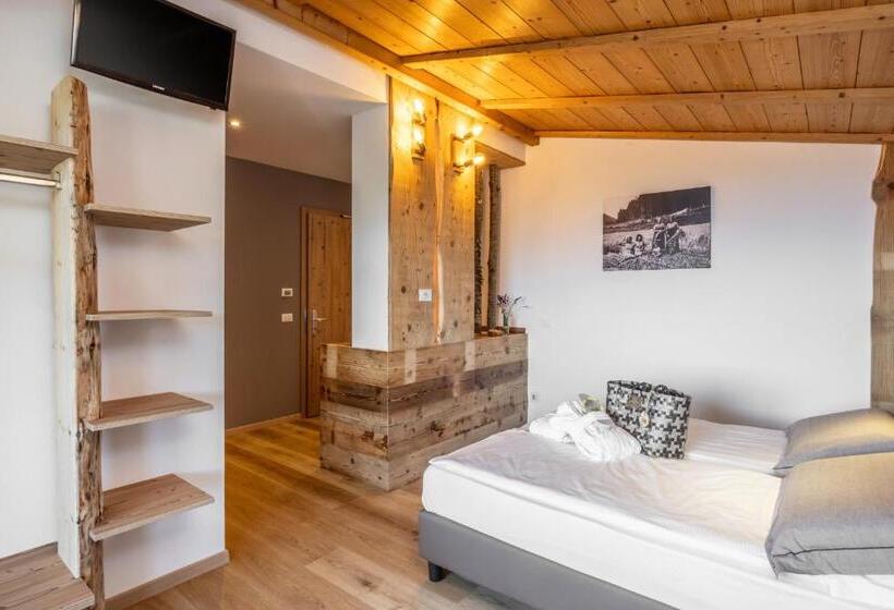 חדר אקונומי, Miraval