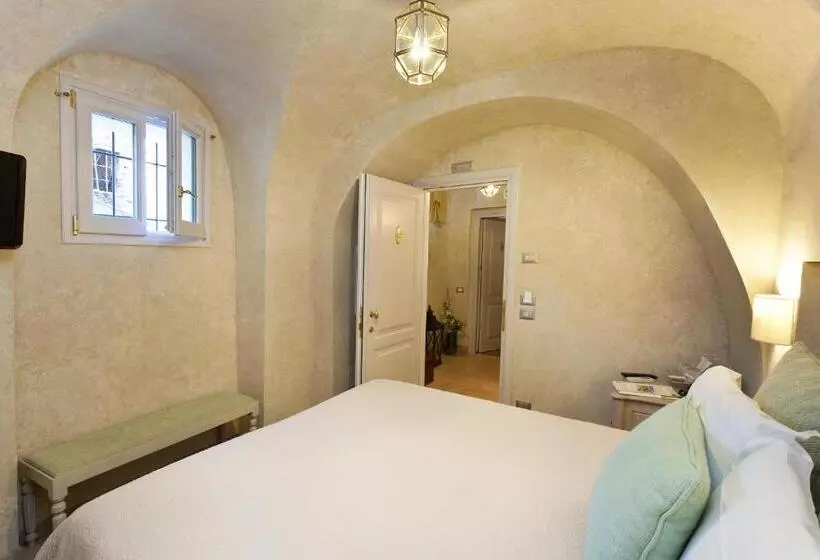 ベーシックルーム, Relais Del Maro