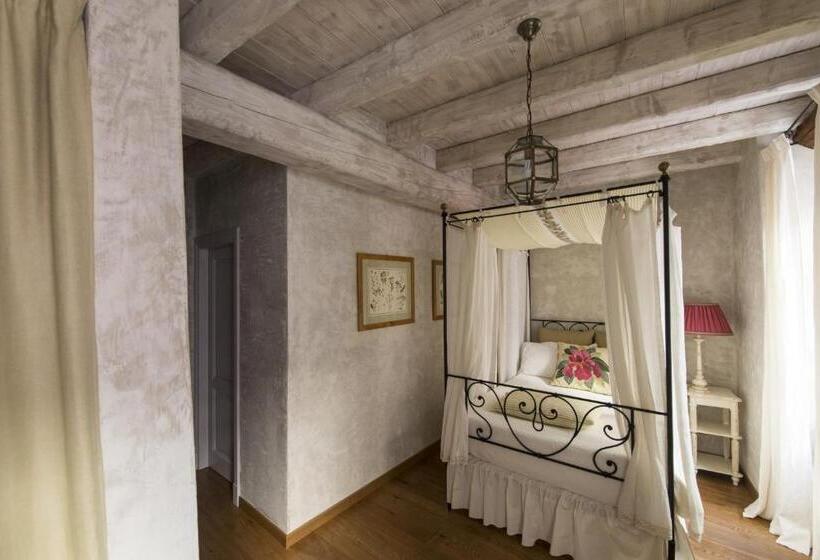 Номер Стандарт, Relais Del Maro