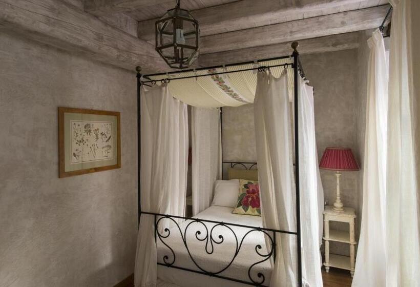 Номер Стандарт, Relais Del Maro