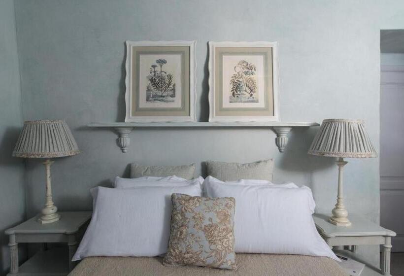 Номер Стандарт, Relais Del Maro