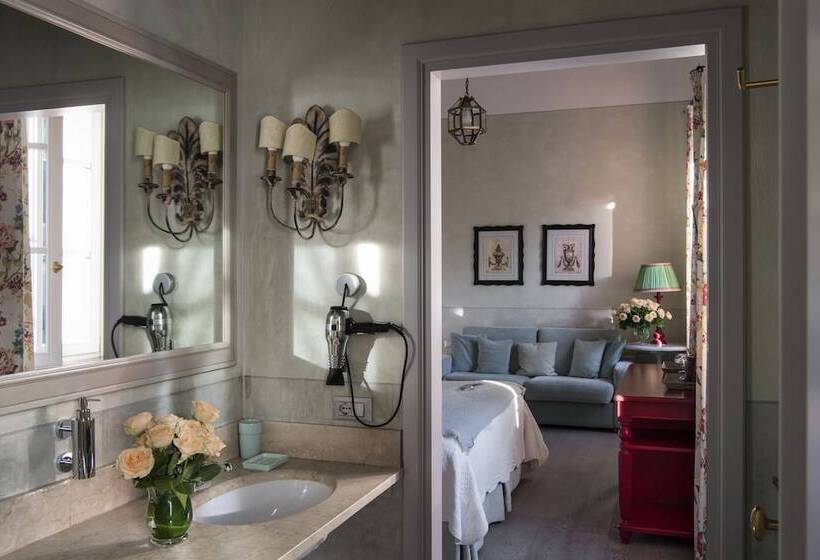 标准三人间, Relais Del Maro