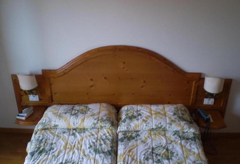 스탠다드 트리플 룸, Relais Picaron