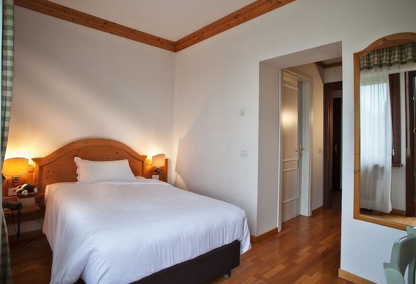 Номер Стандарт, Relais Picaron