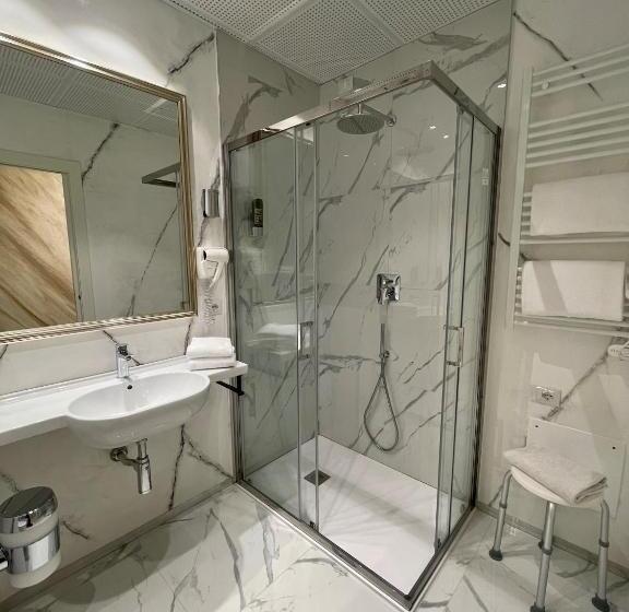 חדר סטנדרט יחיד, Ristorante Continental