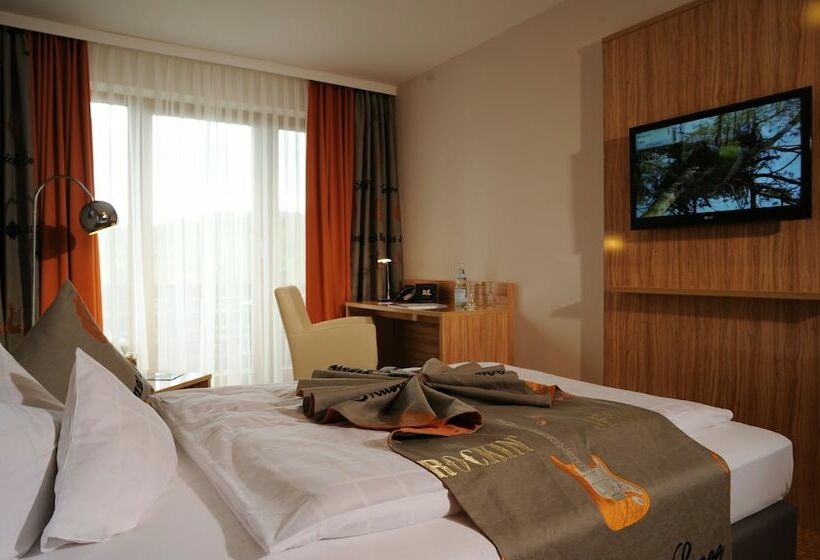 اتاق استاندارد, Freund